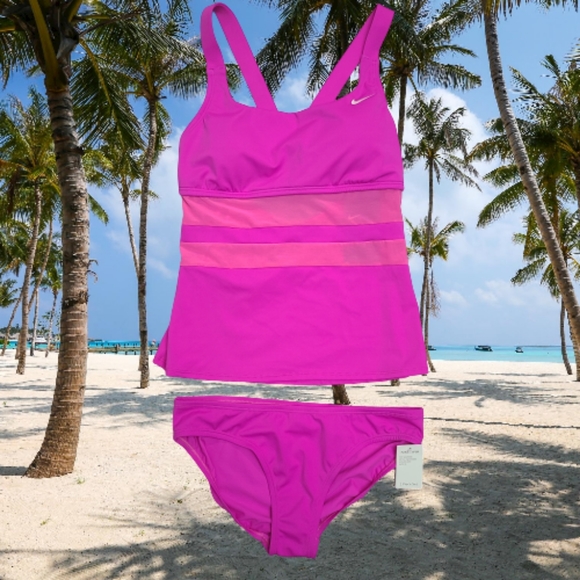 💞NWT Nike Tankini 2 piece set Meduim Size💞 - Picture 1 of 4